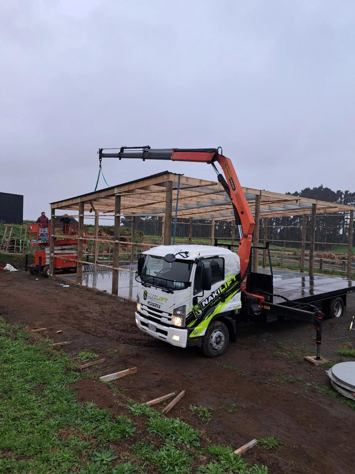 Naki Lift HIAB crane working on site